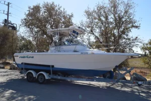 1998 Pro line 241 25′ long walk around fishing boat